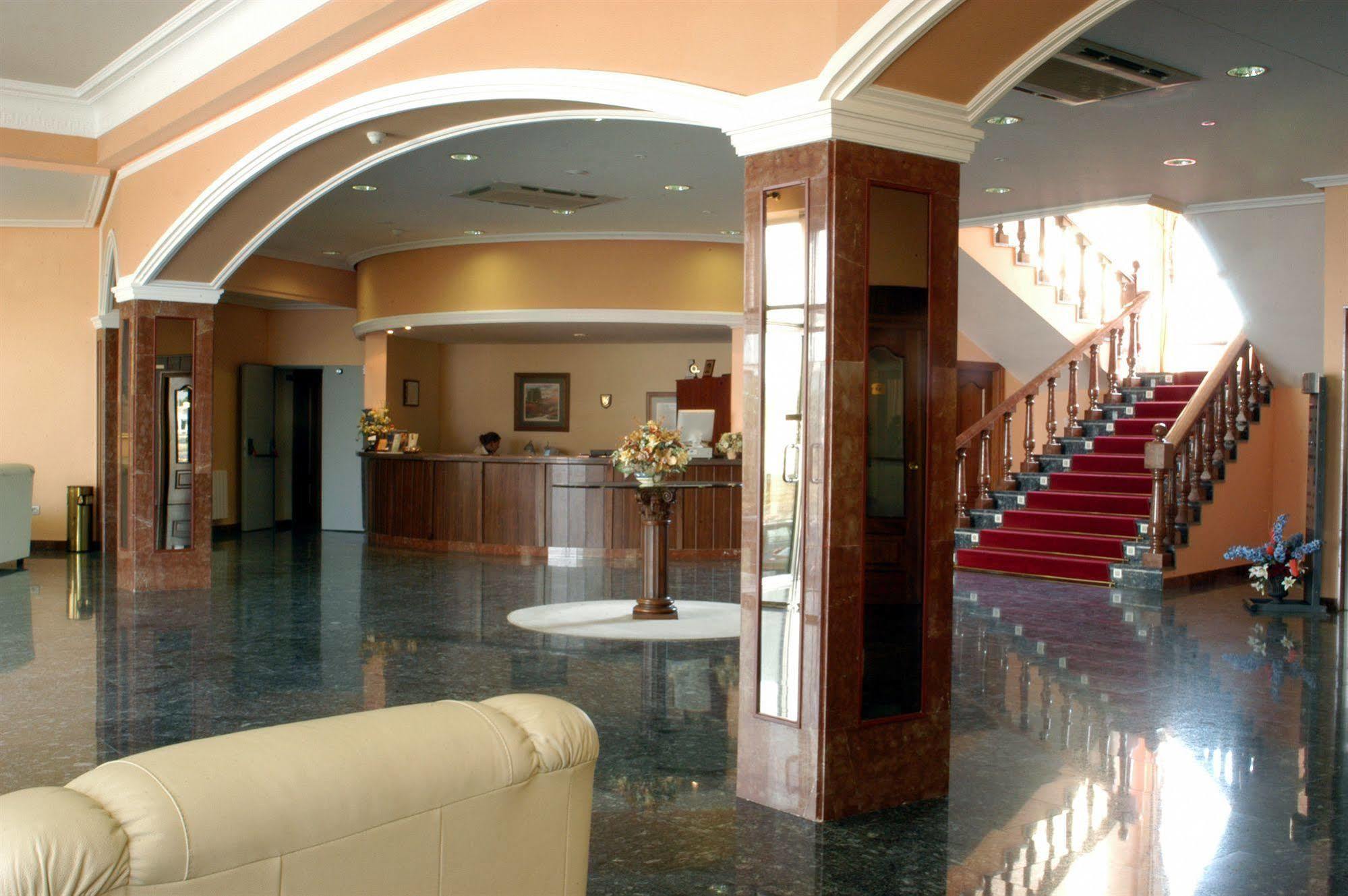 Emperatriz III Hotel Santa Marta de Tormes Interior foto